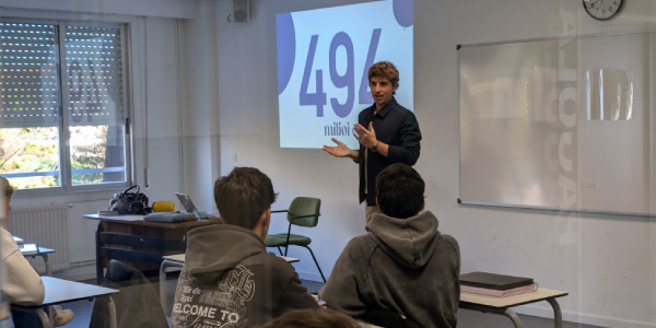 Donostiako alkatearen bisita: Ekonomia klase berezia Axular Lizeoan