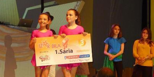 Nora Etxeberria y Libe Aguiriano ganan el concurso Izar Bila